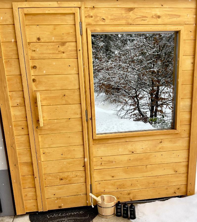 Bor In Bor Luxury Apartment With Sauna & Garden - 크라니스카고라 외부 사진